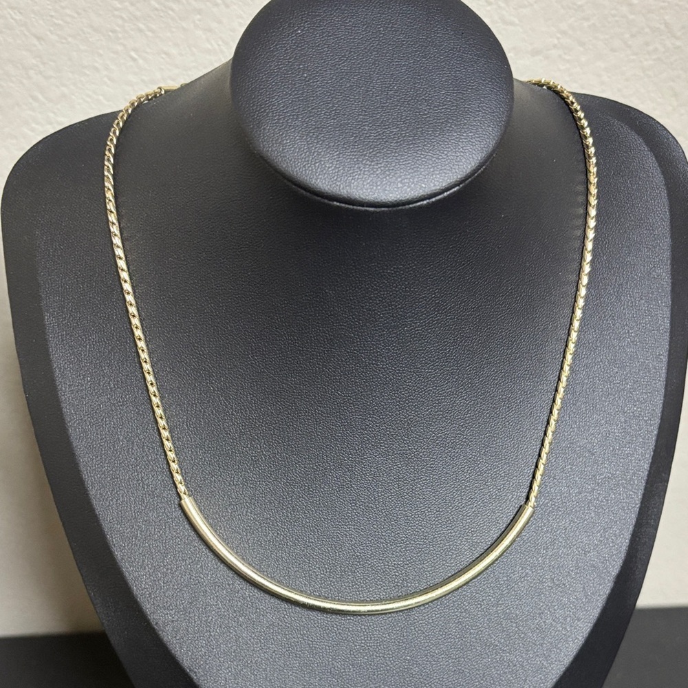 Banana Republic Dainty Gold Tone Necklace Minimalist